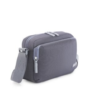 American Tourister Excursion Bag