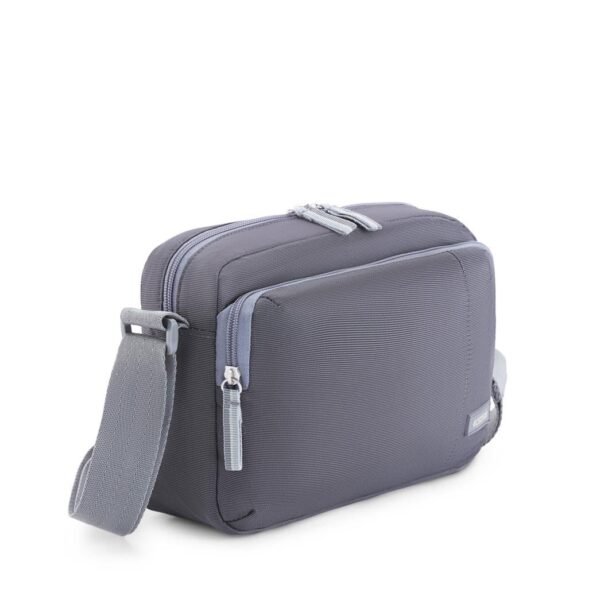 American Tourister Excursion Bag