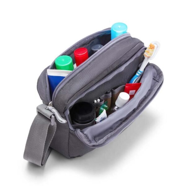 American Tourister Excursion Bag